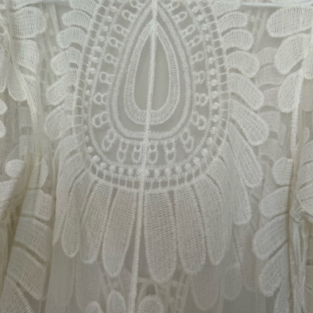 Elegant Cream Lace Swim Cover-Up - Picture 7 of 8